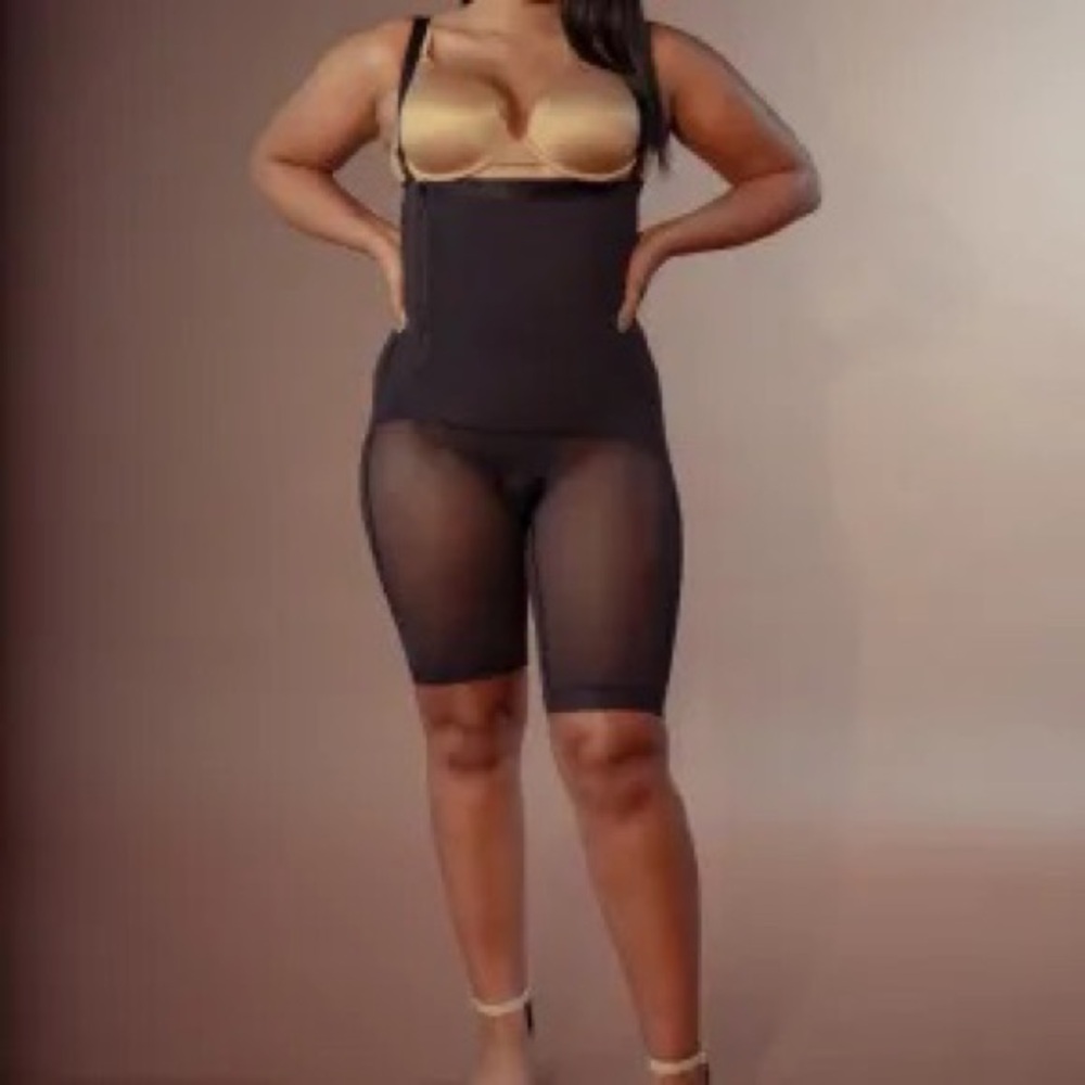 Full Body Shaper! • LRG • By Skinny Roti